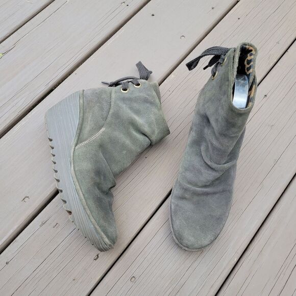 Fly London Yama OD Olive Drab Avocado Green Suede Leather Platform Wedge Booties - Picture 2 of 10